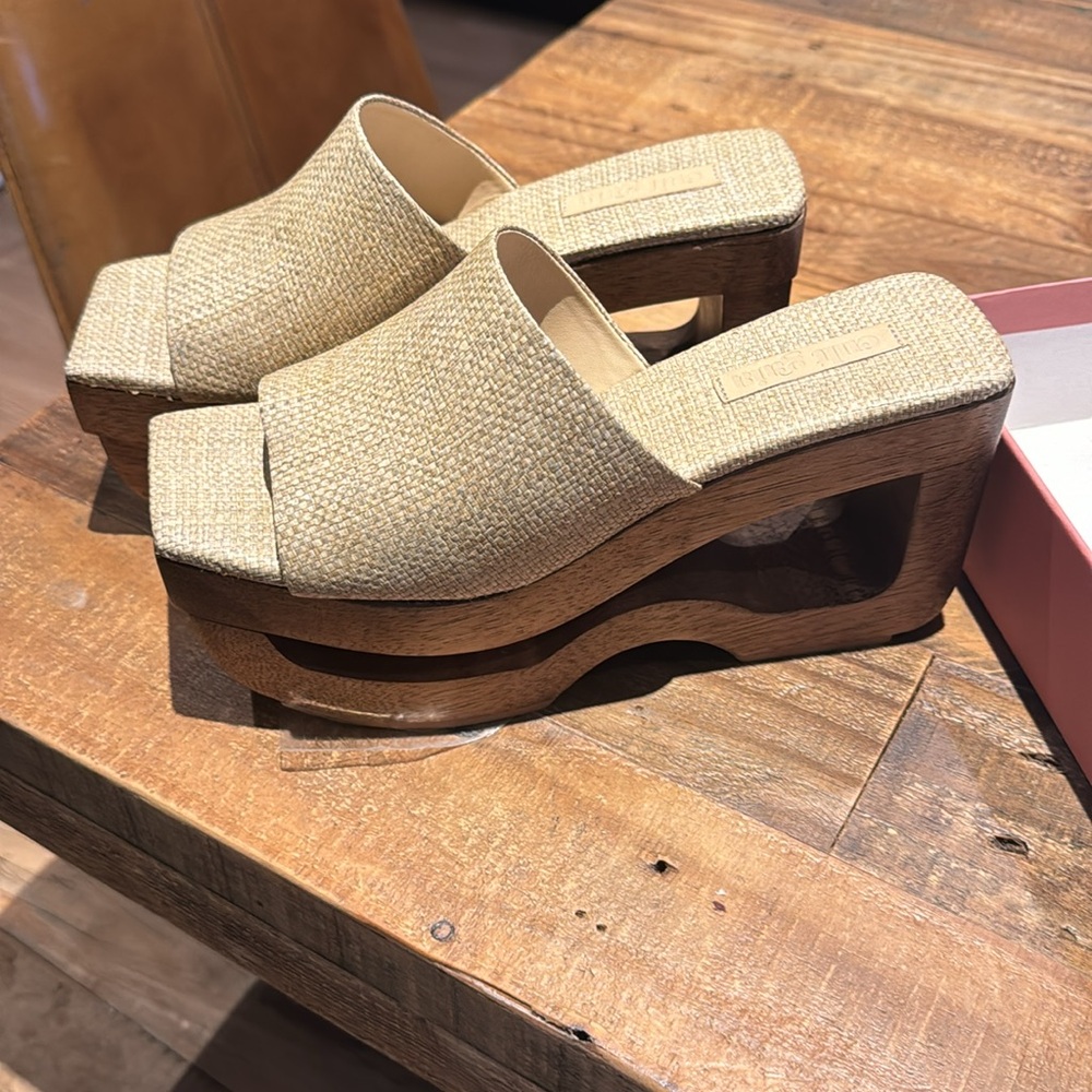 Cult Gaia Ruza Platform